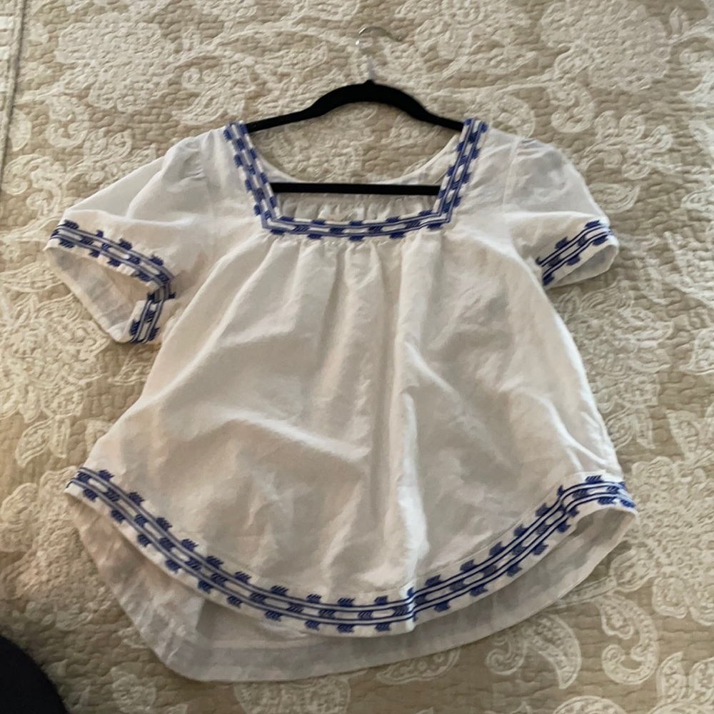 Madewell embroidered top L